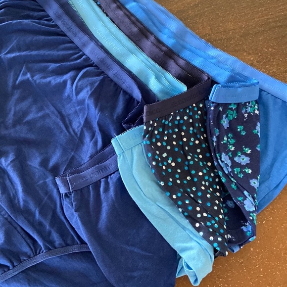 New 10 Pack Cotton Brief Panties
Comfort Choice Size 28/30 11 4X
Woman Within - Picture 2 of 5